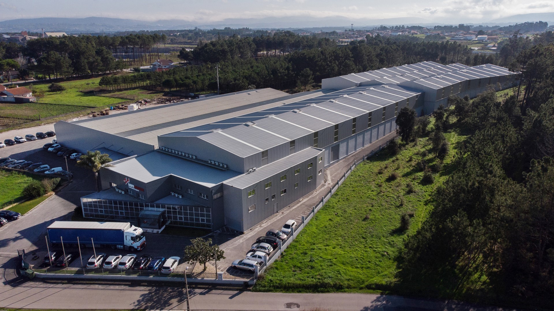 Grupo Moldoeste Corporate video